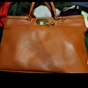 Michael Kors handbag / purse